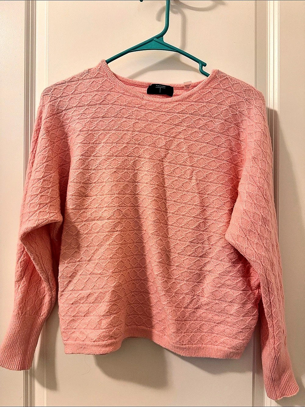 Tahari Textured Crew Neck Sweater in Pink Size Large
